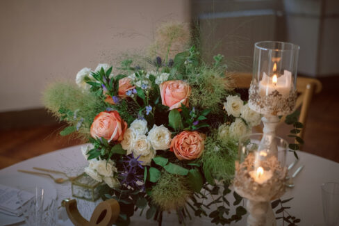 allestimento tavolo ospiti